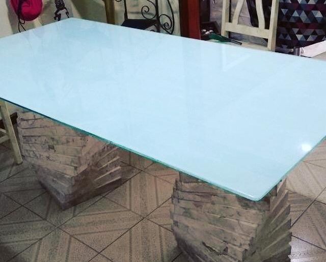 Insulfilm Branco Leitoso em Mesa de Luxo no RJ insulfilm branco leitoso