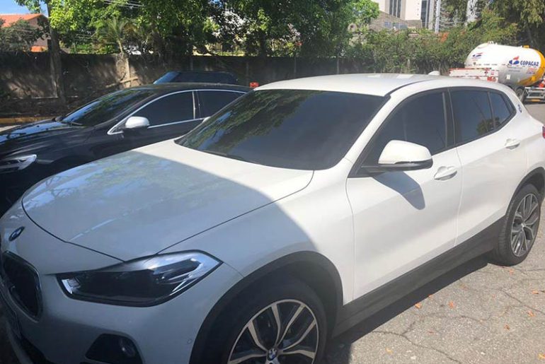 a aplicação de Insulfilm automotivo reduz o calor interno no seu carro