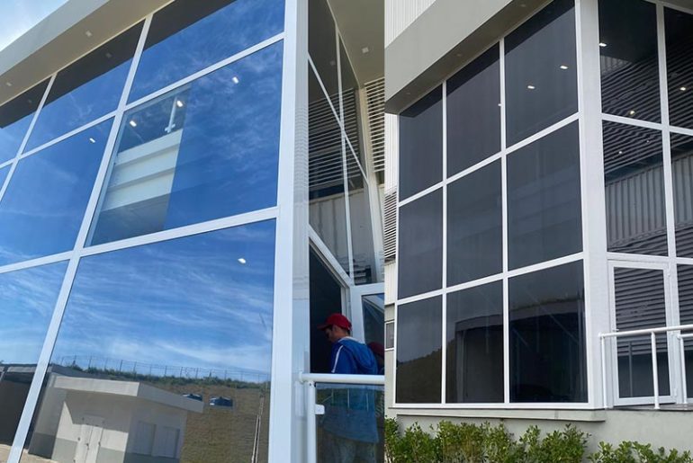 Insulfilm Nano Carbono Orion Black