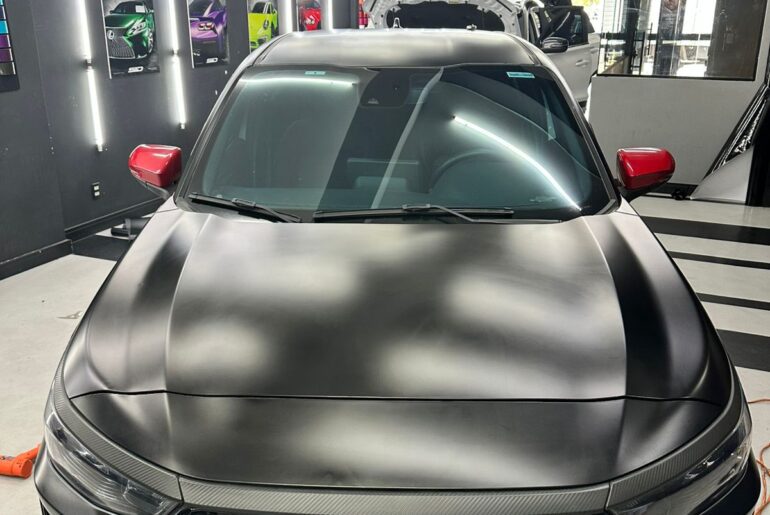 Envelopamento Preto Fosco no Fiat Pulse Abarth