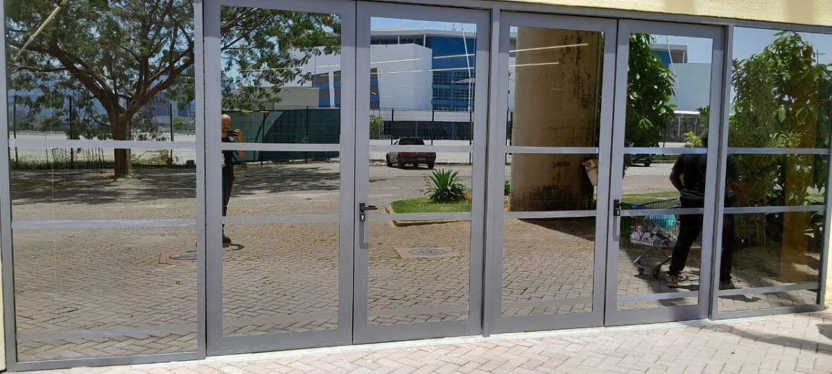 Insulfilm Espelhado na Smart Fit do CT Olímpico Insulfilm Espelhado na Smart Fit do CT Olímpico